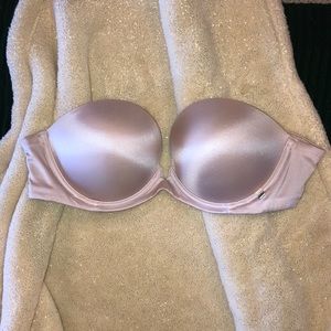 V I C T O R I A S E C R E T B R A